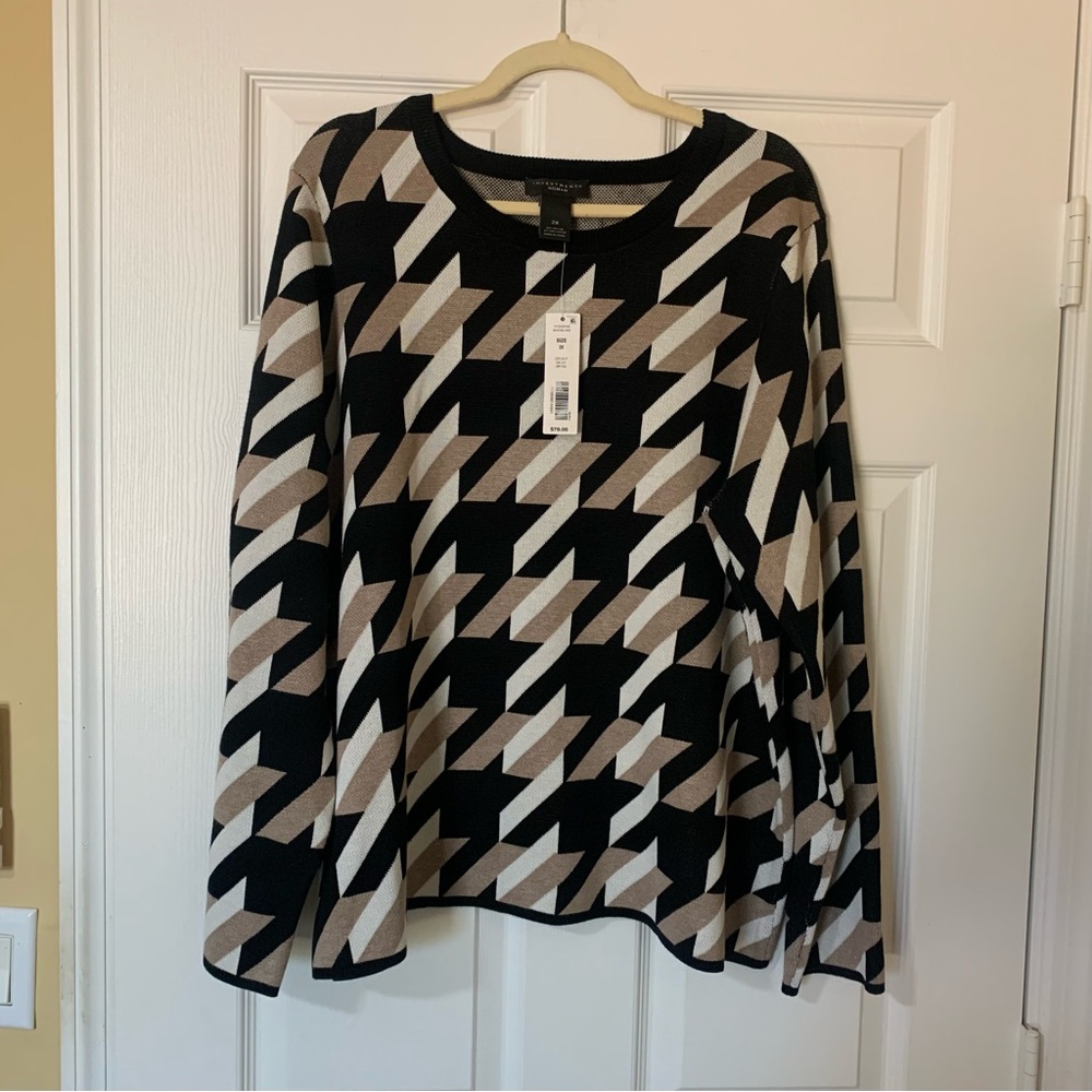 Investments Chevron Knit Top in Black Brown and White Knit Sweater 2X